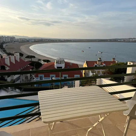 Live The Life Duplex Just 3 Minutes From The Ocean *