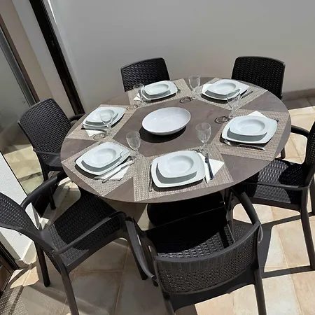 Live The Life Duplex Just 3 Minutes From The Ocean アパート サン・マルティーニョ・ド・ポルト