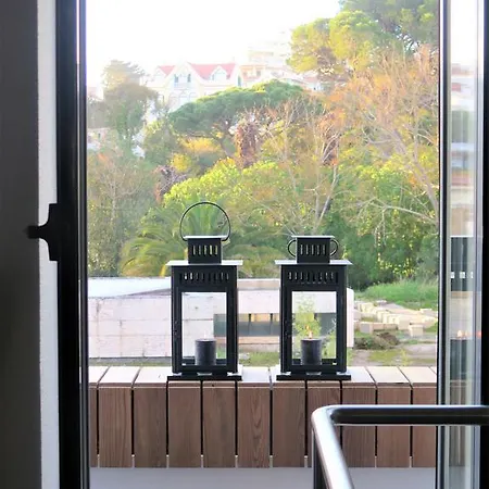 Апартаменты Estoril Beach View *