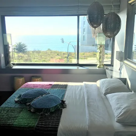 Апартаменты Estoril Beach View Кашкайш
